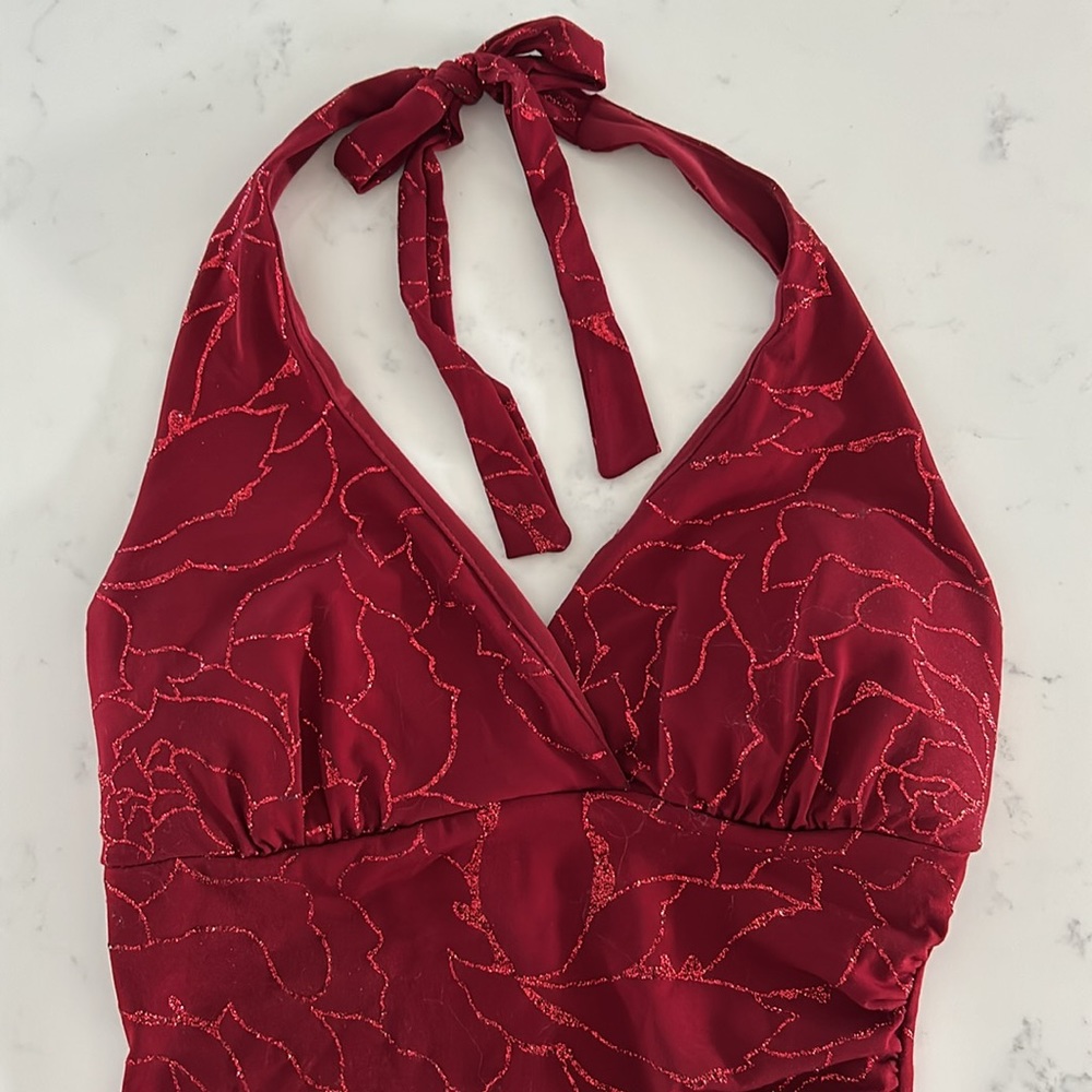 Mariposa Red Sparkly Halter Mini-Dress, V-neck. Size Small - Picture 7 of 13